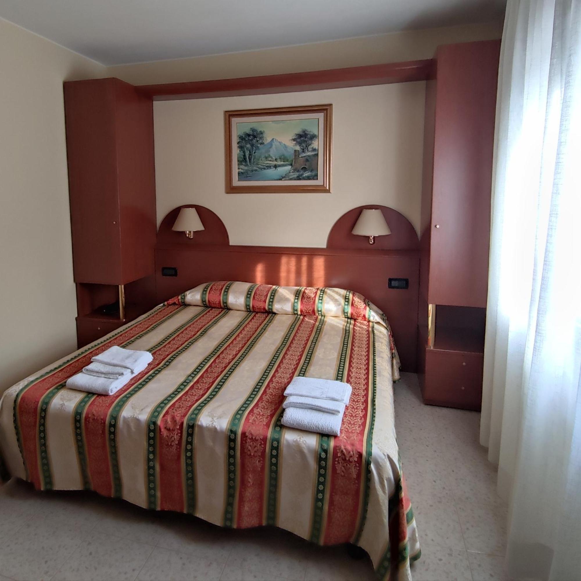 Ponte Nuovo Bed & Breakfast Altissimo Екстериор снимка