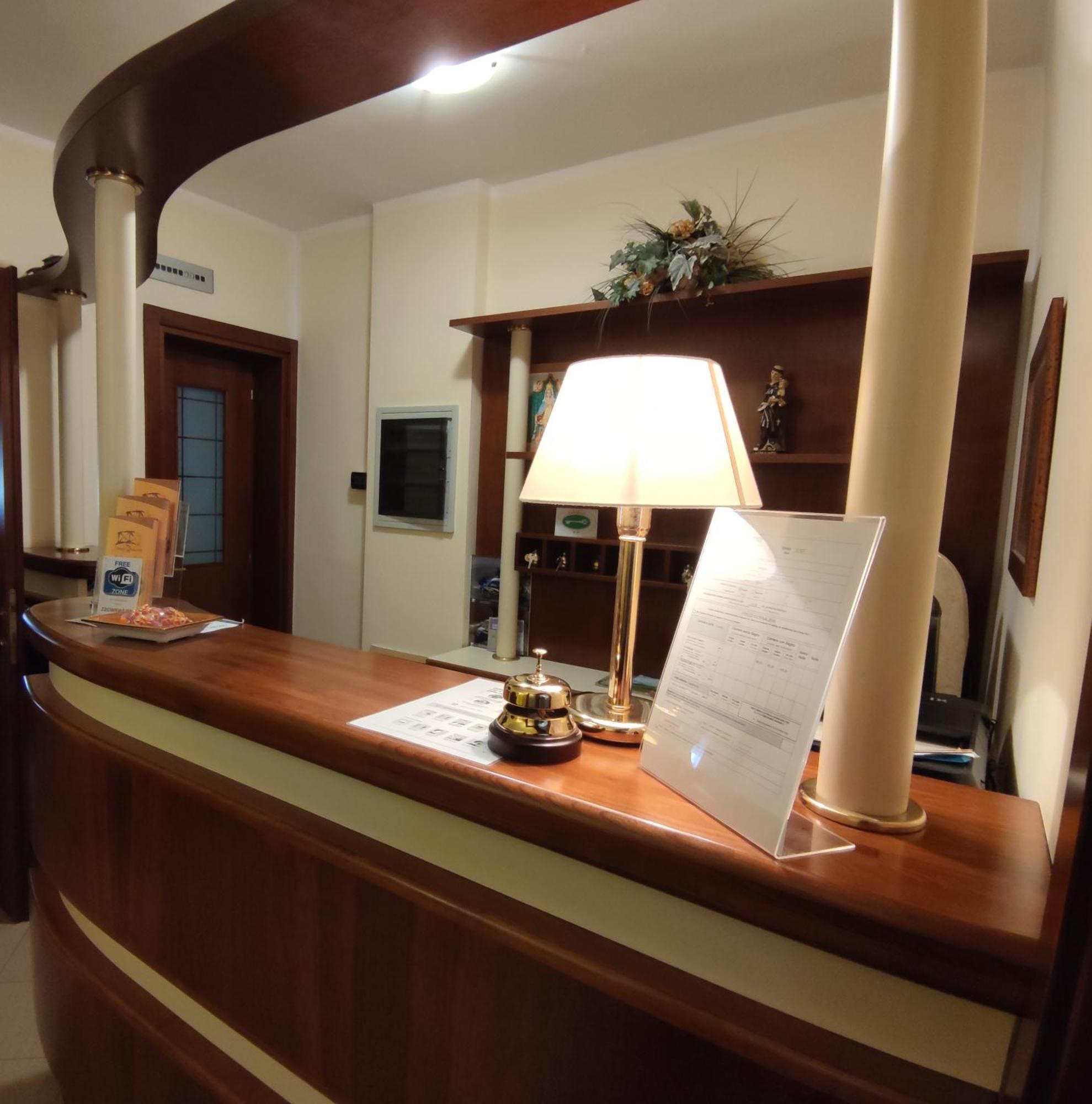 Ponte Nuovo Bed & Breakfast Altissimo Екстериор снимка