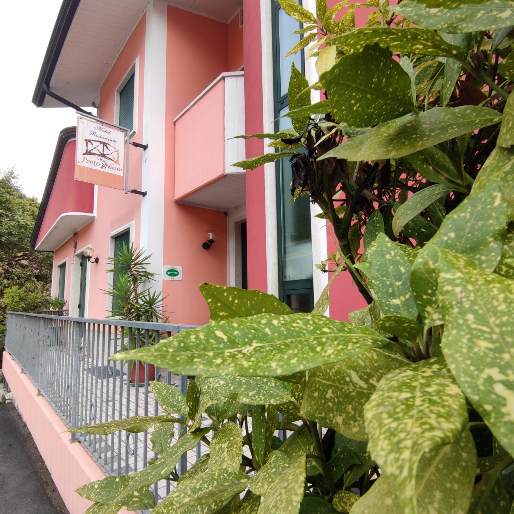 Ponte Nuovo Bed & Breakfast Altissimo Екстериор снимка