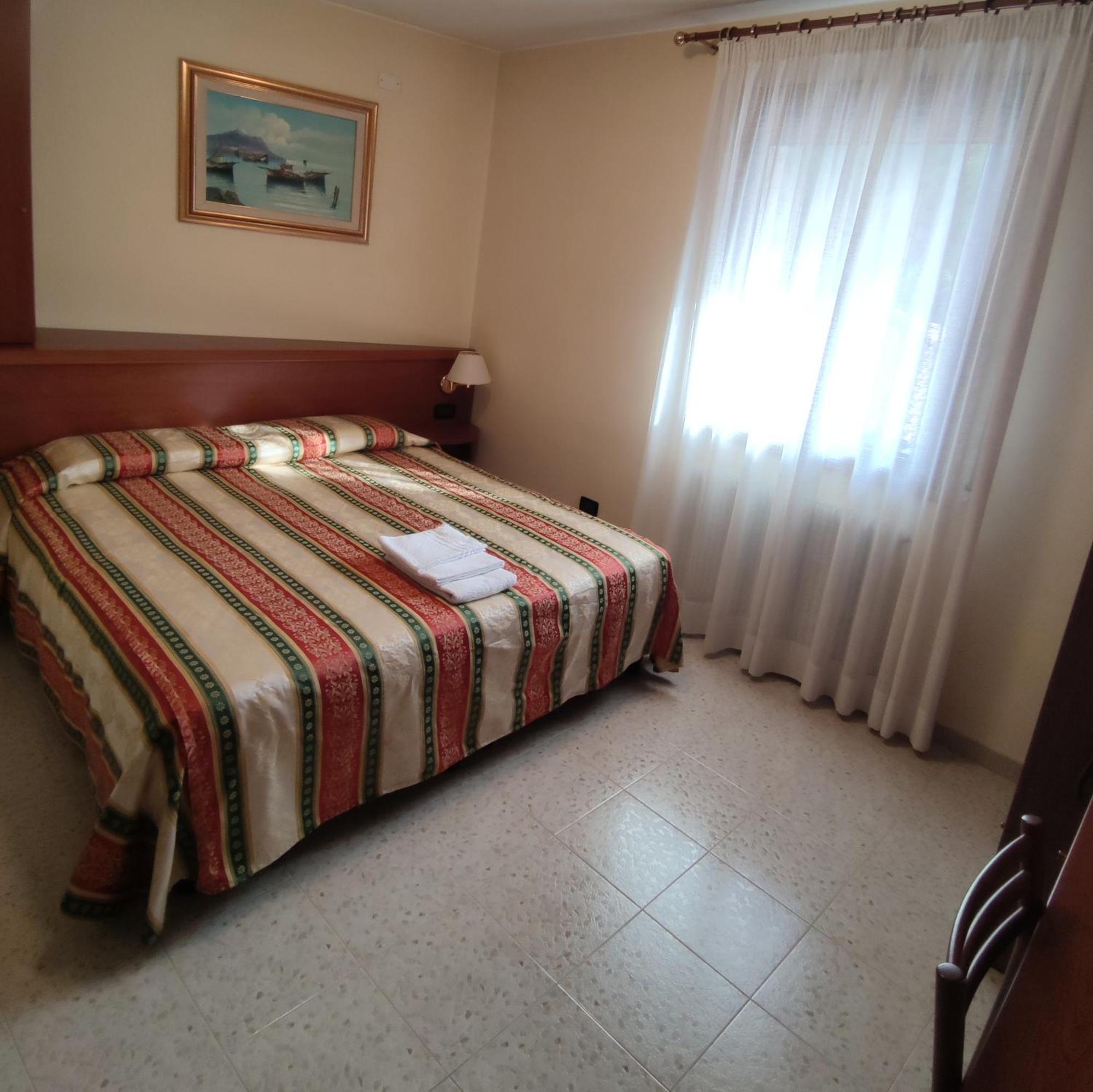 Ponte Nuovo Bed & Breakfast Altissimo Екстериор снимка
