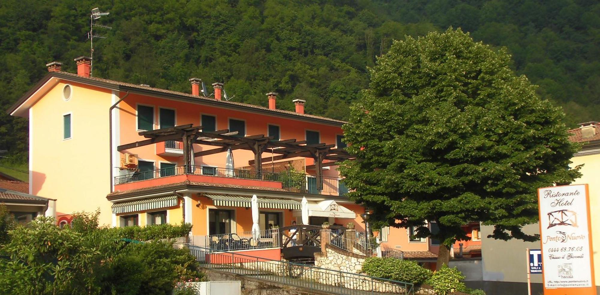 Ponte Nuovo Bed & Breakfast Altissimo Екстериор снимка